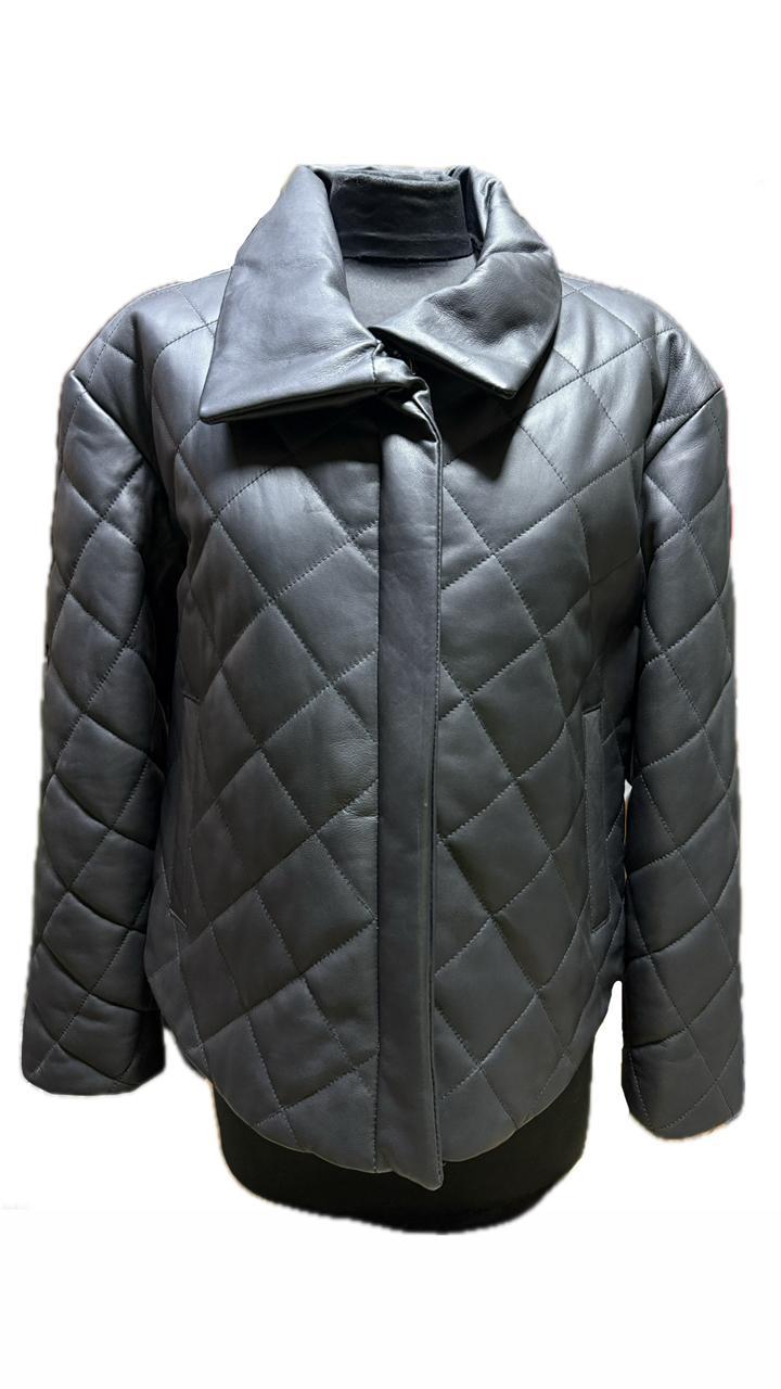 Women's leather product reference W-07